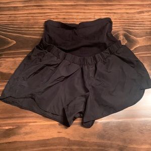 Maternity shorts